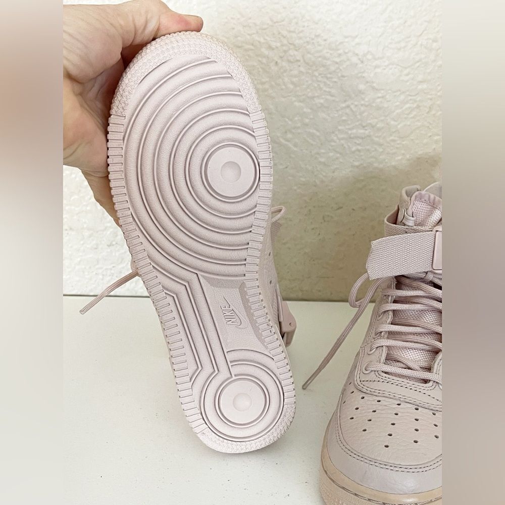 Nike Air Force AF1 pale pink hightop military sneaker shoes size 4.5Y - Picture 9 of 17